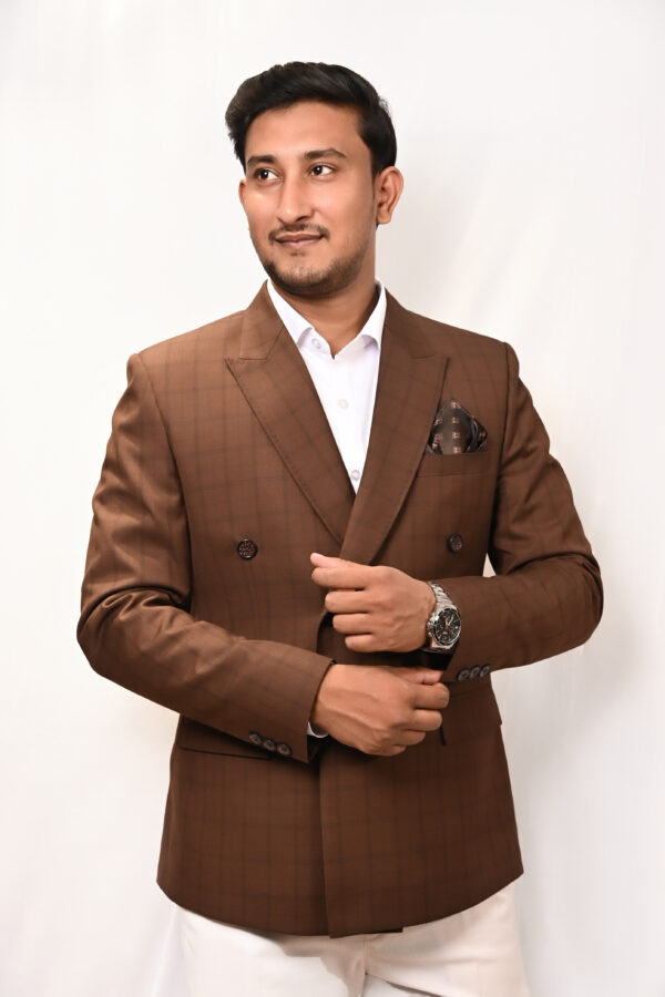 Men’s Brown Checkered Double-Breasted Blazer